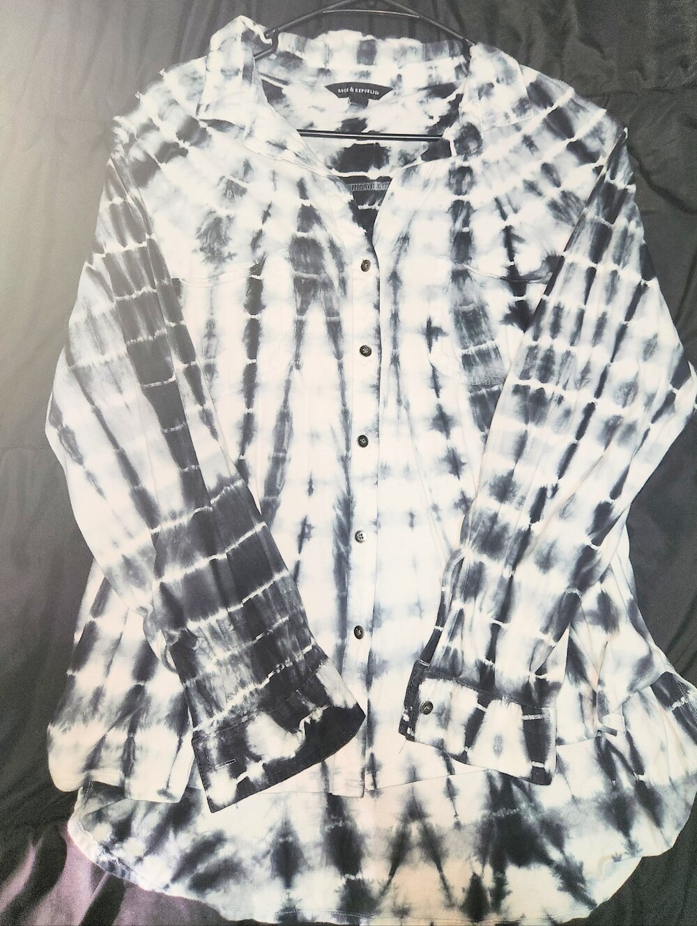 Torrid Rock & Republic Womens Tie Dye Button Up